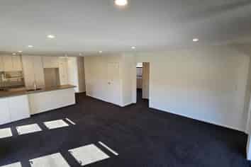 1/5 Massey Street, Westown