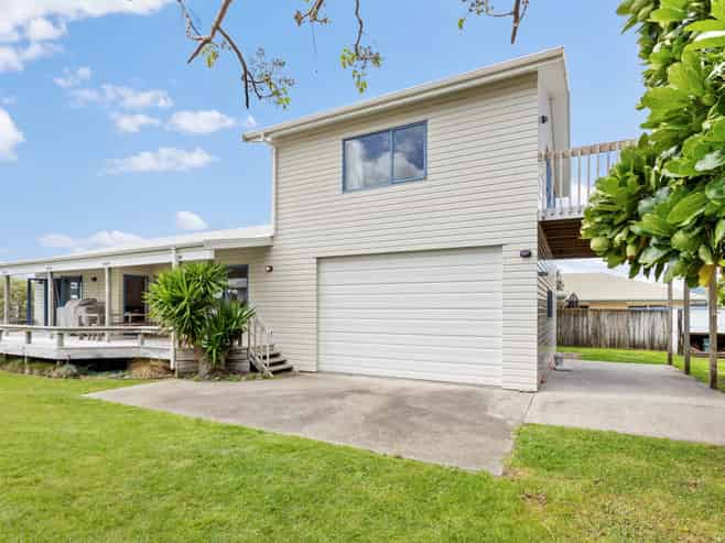 15 The Crows Nest, Cooks Beach