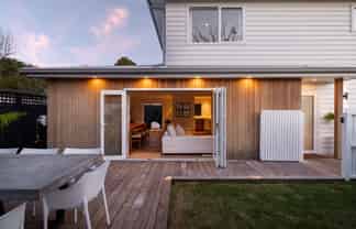 2/6 Marsh Avenue, Forrest Hill