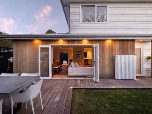 2/6 Marsh Avenue, Forrest Hill