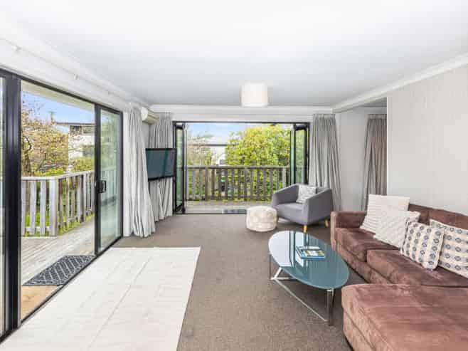 402 Ilam Road, Bryndwr