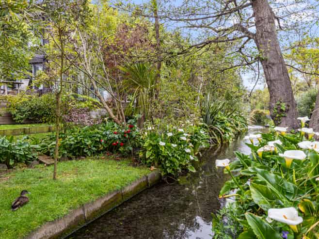 402 Ilam Road, Bryndwr