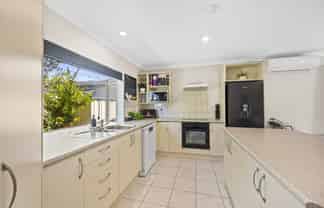 9B Avenue Road, Greenmeadows