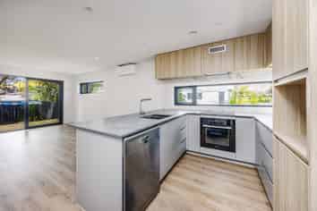 Unit 4/23-25 Sullivan Avenue, Mangere Bridge