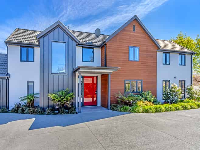 153 Regents Park Drive, Casebrook