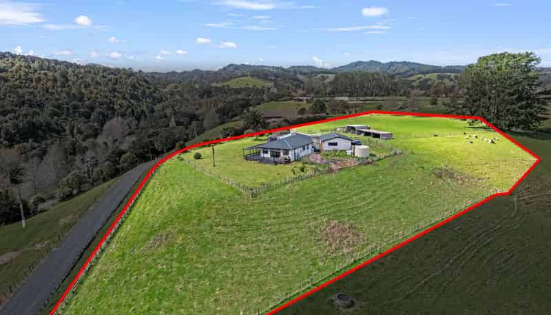 24 Moumoukai Road, Hunua
