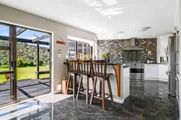 24 Moumoukai Road, Hunua
