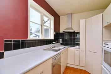 2 Davis Place, Woolston