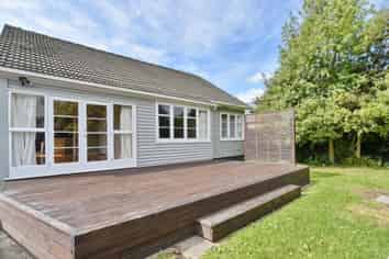 2 Davis Place, Woolston