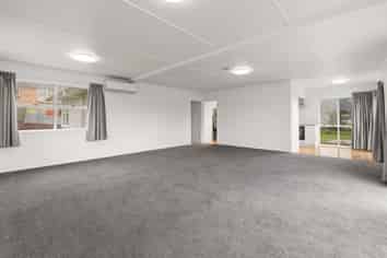 Meadowbank Crescent, Fordlands