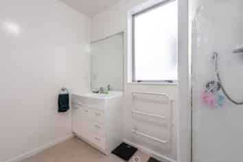 8/27 Drummond Street, Mount Cook