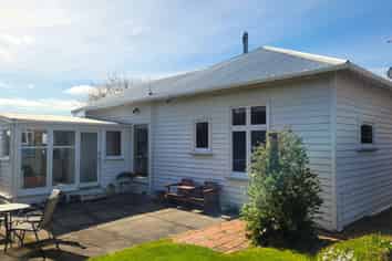2 Rolleston Street, Watlington
