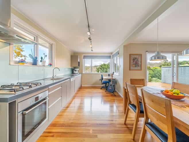 35 Poto Road, Normandale