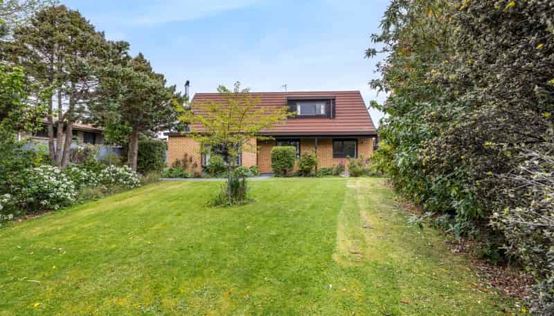 44 Seadown Crescent, Amberley