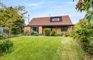 44 Seadown Crescent, Amberley