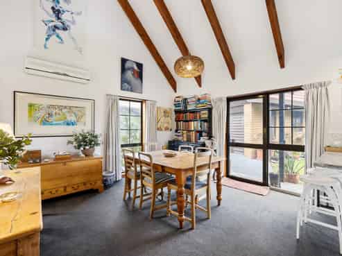 44 Seadown Crescent, Amberley