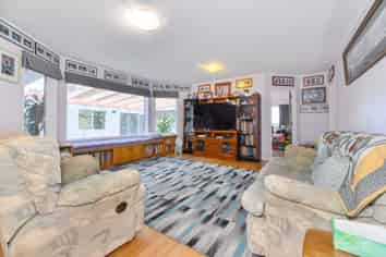 123 Wood Bay Road, Titirangi
