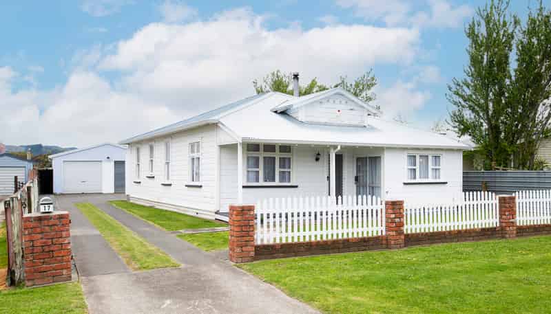17 School Road, Te Hapara