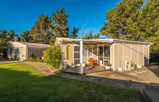 15 South Crescent, Amberley