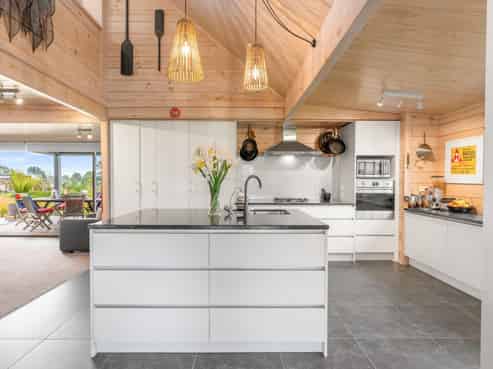 5 Triumph Dell, Pauanui