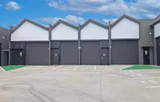 EAST TAMAKI INDUSTRIAL UNIT FOR LEASE
