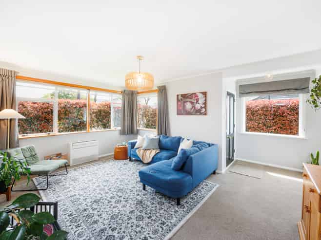 2 Belfast Place, Roslyn