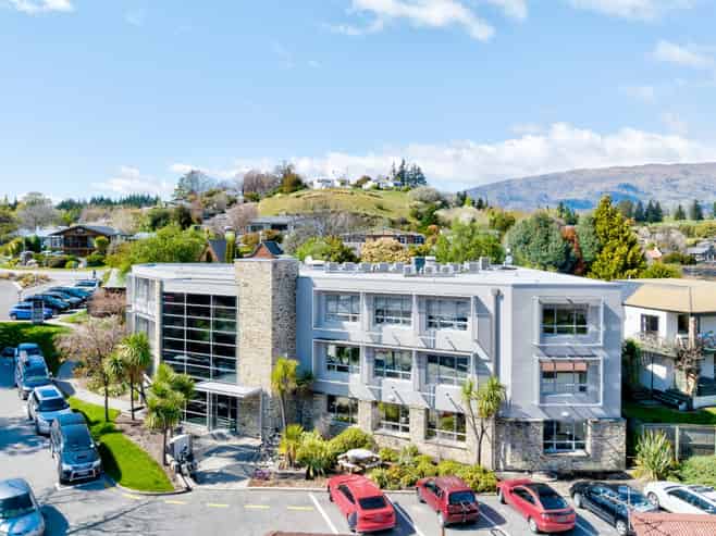 Modern Wānaka Office For Lease