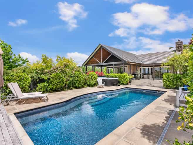 136 Potter Road, Dairy Flat