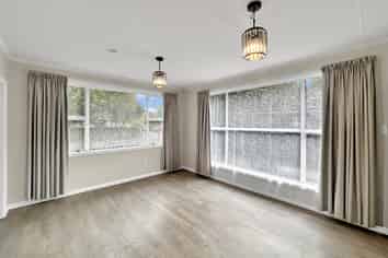 227A Botanical Road, Takaro