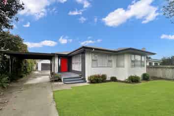 227A Botanical Road, Takaro