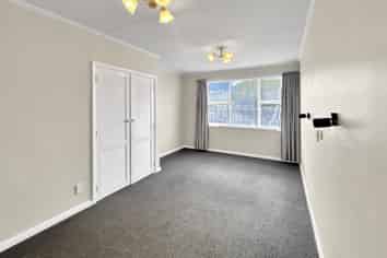 227A Botanical Road, Takaro
