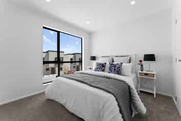 1 Greenbrier Street, Westgate