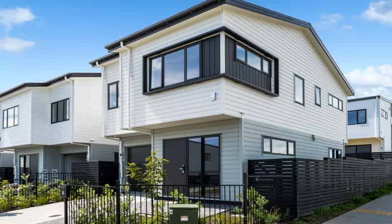 1 Greenbrier Street, Westgate