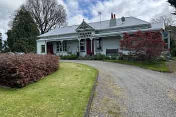 139 Kuratawhiti Street, Greytown