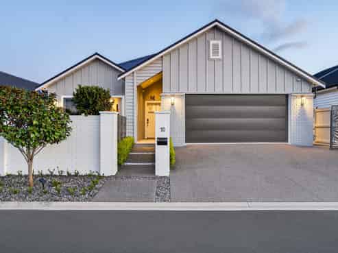 10 Mollisia Lane, Papamoa