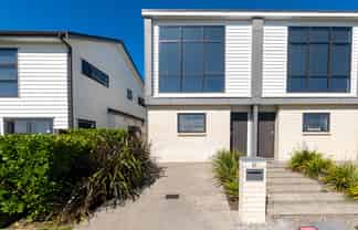 81 Andrew Jack Road, Silverdale