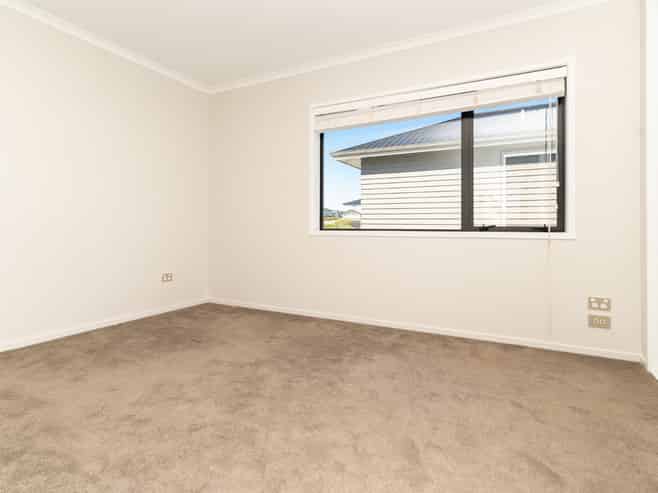 81 Andrew Jack Road, Silverdale