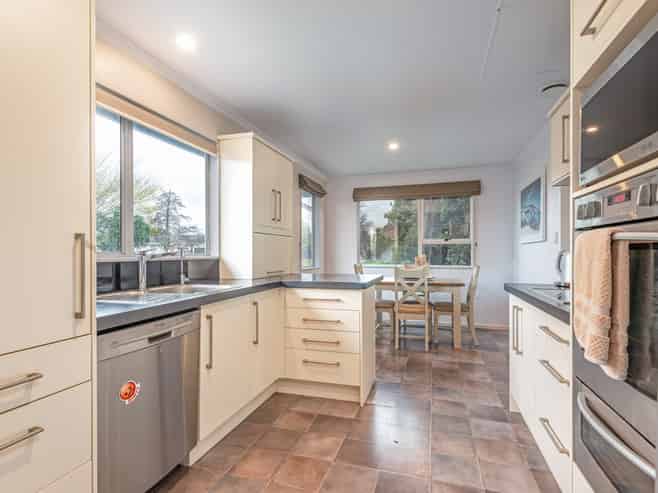 3 Cascade Crescent, Westbrook