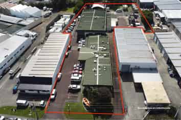 PRIME INDUSTRIAL LEASE IN THE HEART OF WARKWORTH
