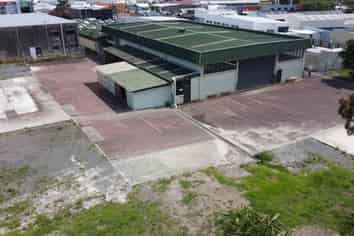 PRIME INDUSTRIAL LEASE IN THE HEART OF WARKWORTH
