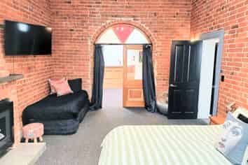 2/396 Princes Street, Dunedin Central