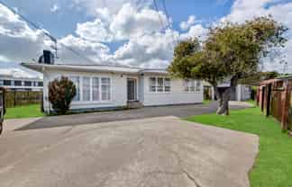 1/10 Dolphin Street, Pakuranga