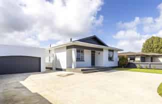 27 Tukapa Street, Westown