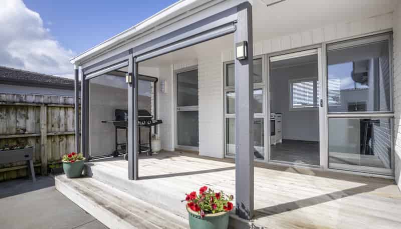 27 Tukapa Street, Westown