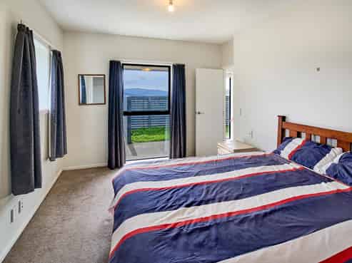 32 Tea Tree Lane, Woodridge