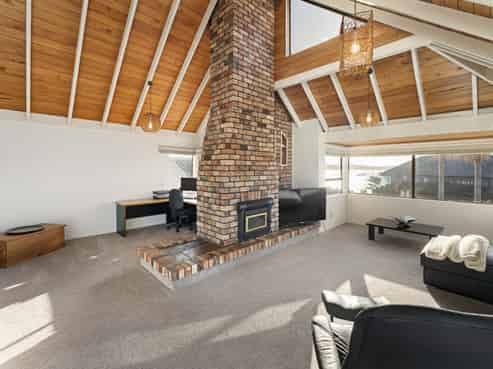 77A The Parade, Bucklands Beach