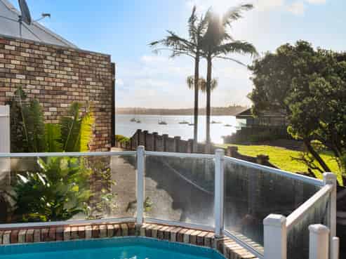 77A The Parade, Bucklands Beach