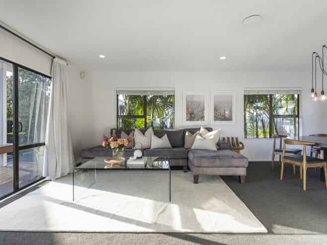 21 Gosford Drive, Botany Downs