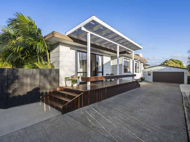 21 Gosford Drive, Botany Downs