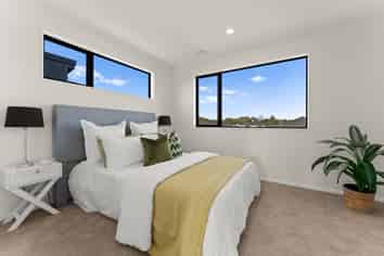 14 Johns Creek Crescent, Silverdale